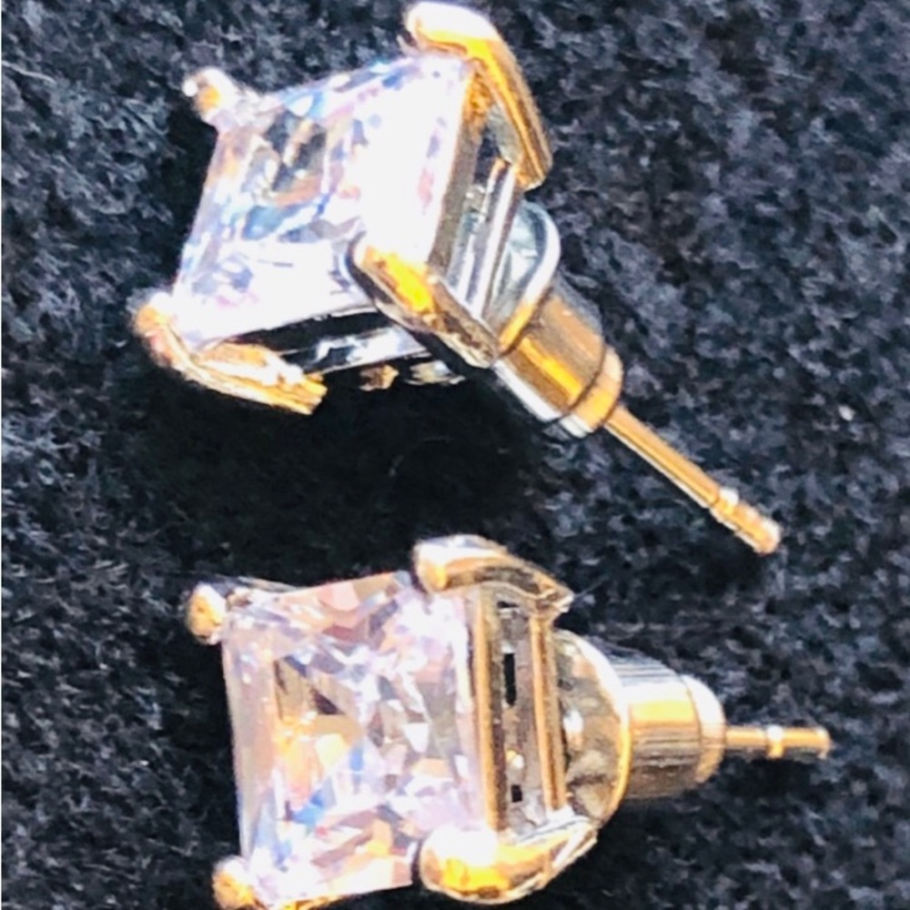 Diamond Moissanite Stud earrings